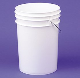 6 gallon bucket with lid